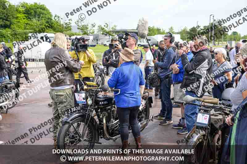 Vintage motorcycle club;eventdigitalimages;no limits trackdays;peter wileman photography;vintage motocycles;vmcc banbury run photographs